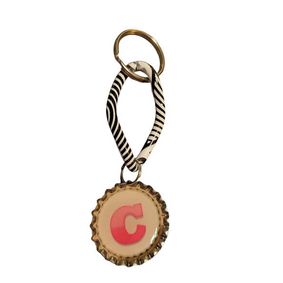 Resin Letters Keychain - Etsy Wholesale 75 Initial Bottle Cap Resin Keychains Alphabet Handmade